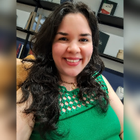 Stephanie Díaz-Urdaneta